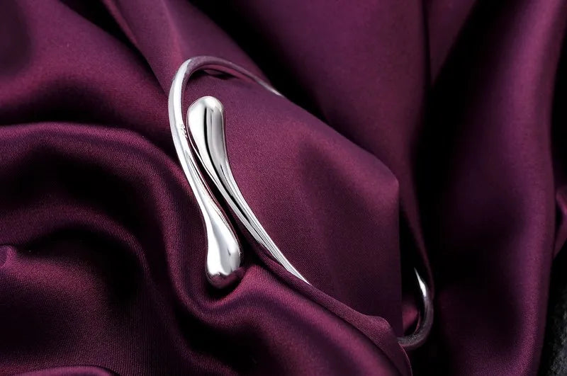 Elegant Water Drop Charm Bracelet - 925 Sterling Silver for Women