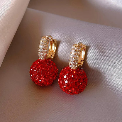 Charming Floral Hoop Earrings - Elegant Flower Design for Everyday and Special Occasions