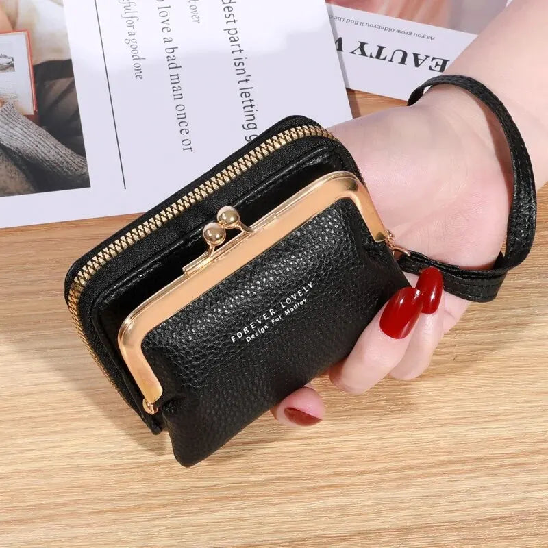 Vintage-Inspired Wrist Strap Wallet - Stylish and Versatile Coin Purse